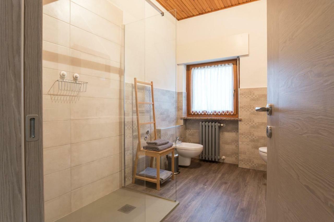 אאוסטה Lo Sherpa Holiday Home מראה חיצוני תמונה