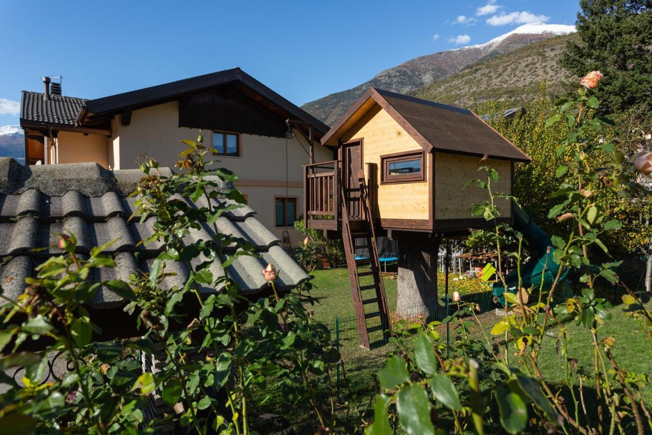 אאוסטה Lo Sherpa Holiday Home מראה חיצוני תמונה