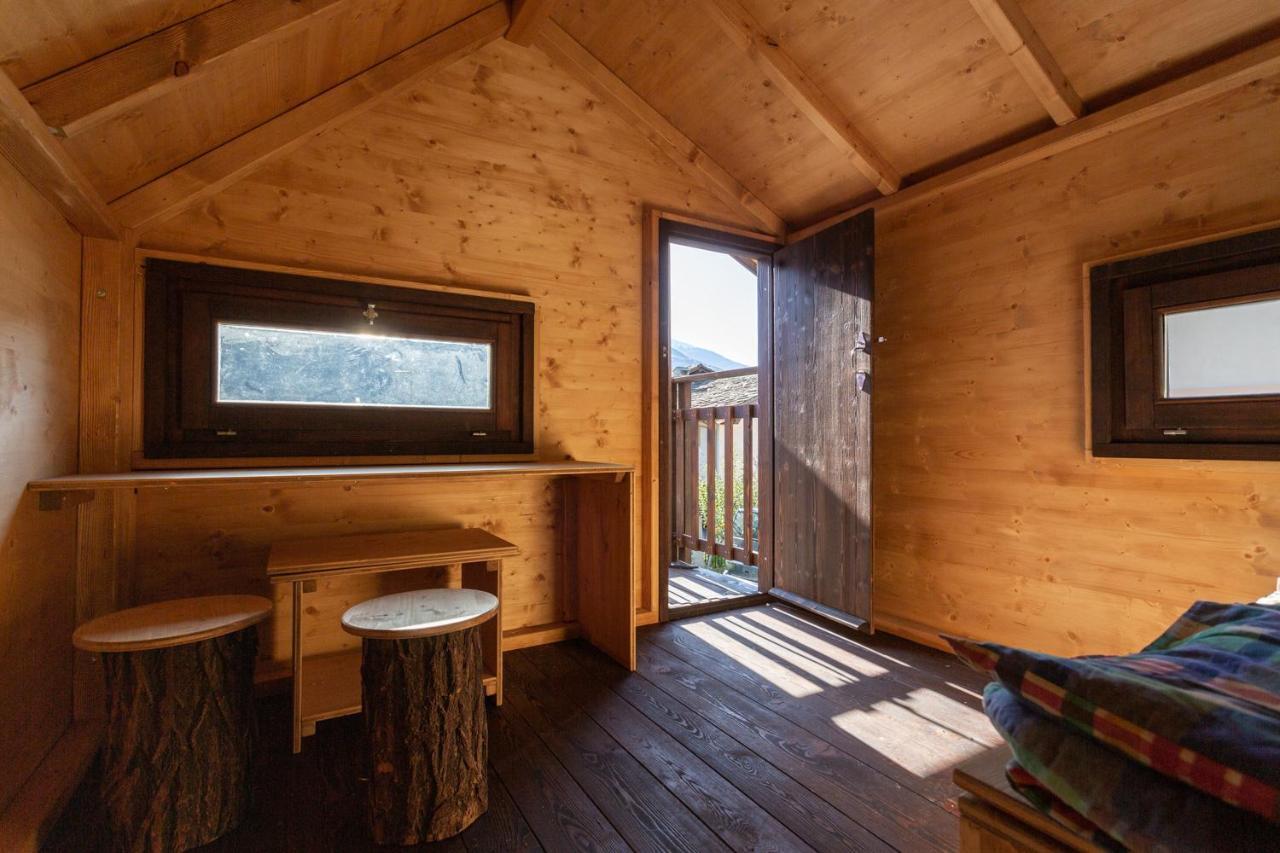 אאוסטה Lo Sherpa Holiday Home מראה חיצוני תמונה